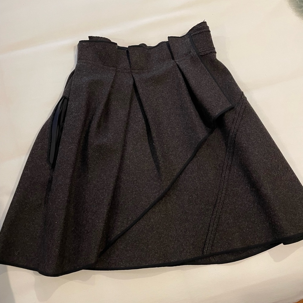 Zac Posen sz 6 wrap wool skirt